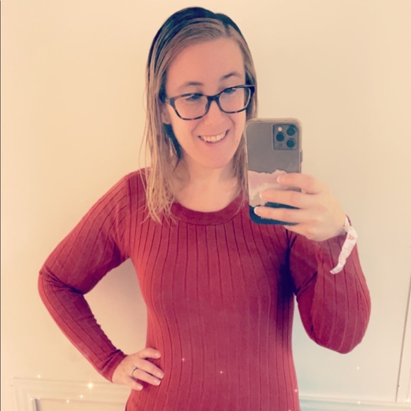 Meet your Posher, Jessica - Picture 2 of 3